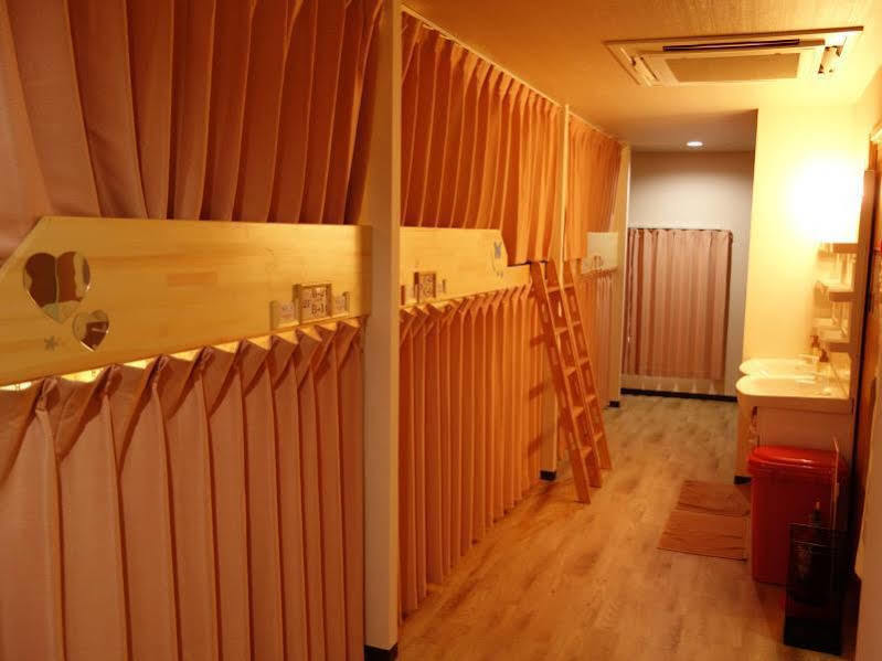 Hotel Ken'S House Ōsaka Exterior foto