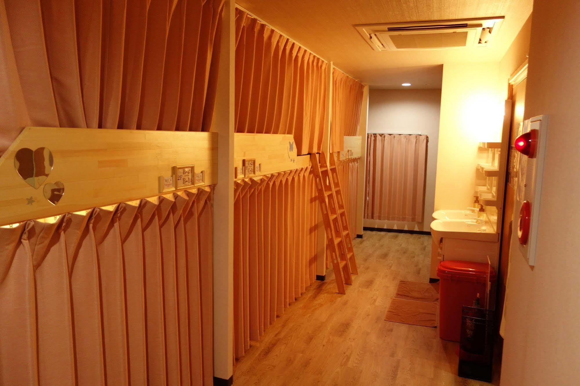 Hotel Ken'S House Ōsaka Exterior foto